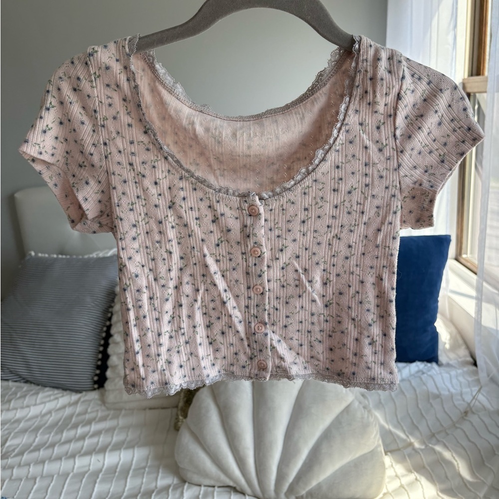 Aeropostale Pink Floral Button-Up Top